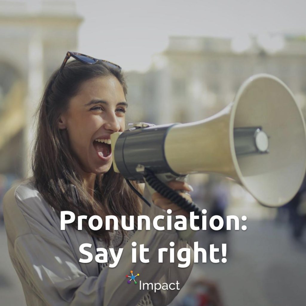 Melatih Pelafalan Bahasa Inggris